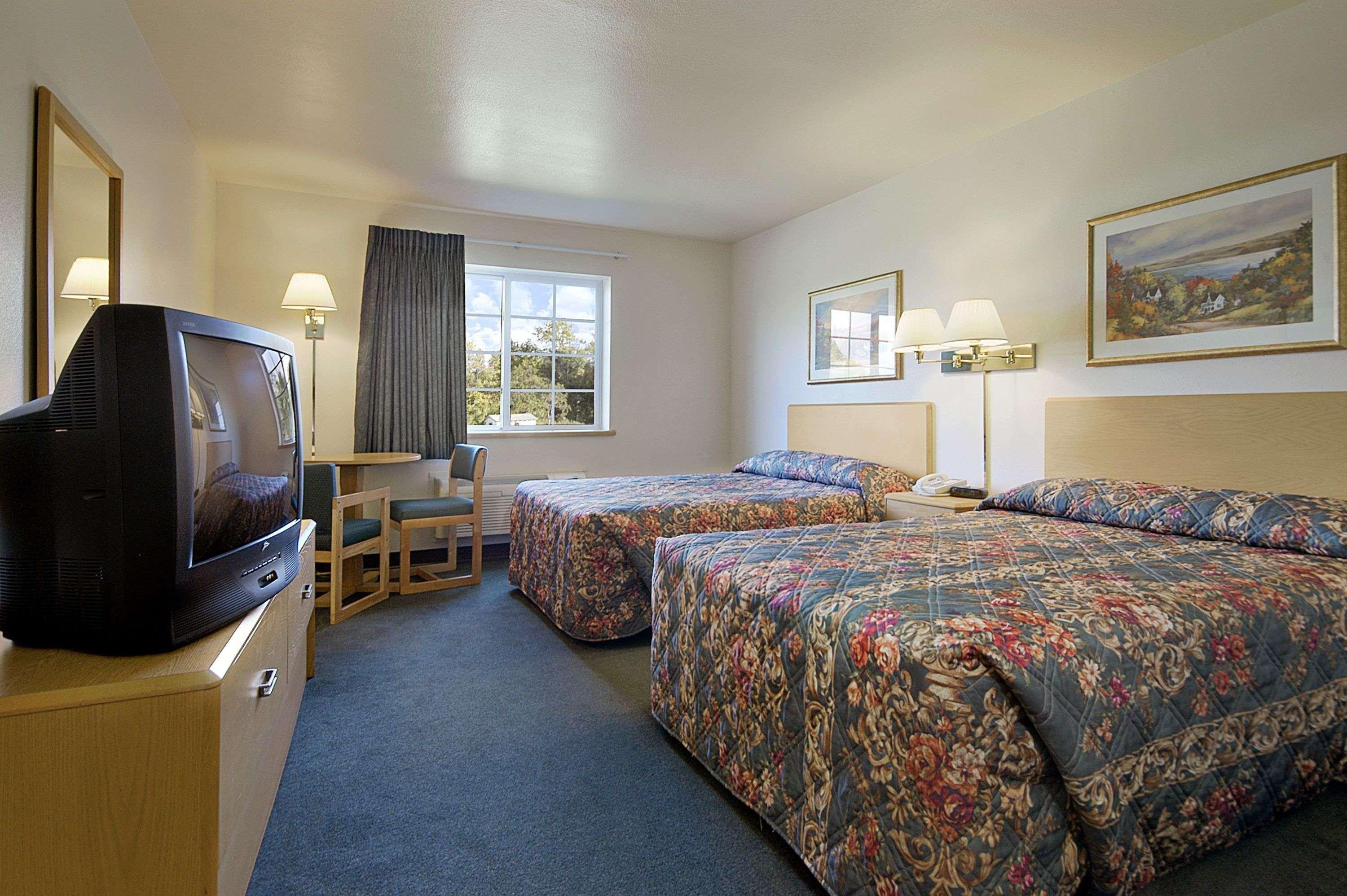 Motel Super 8 By Wyndham Ava Exterior foto