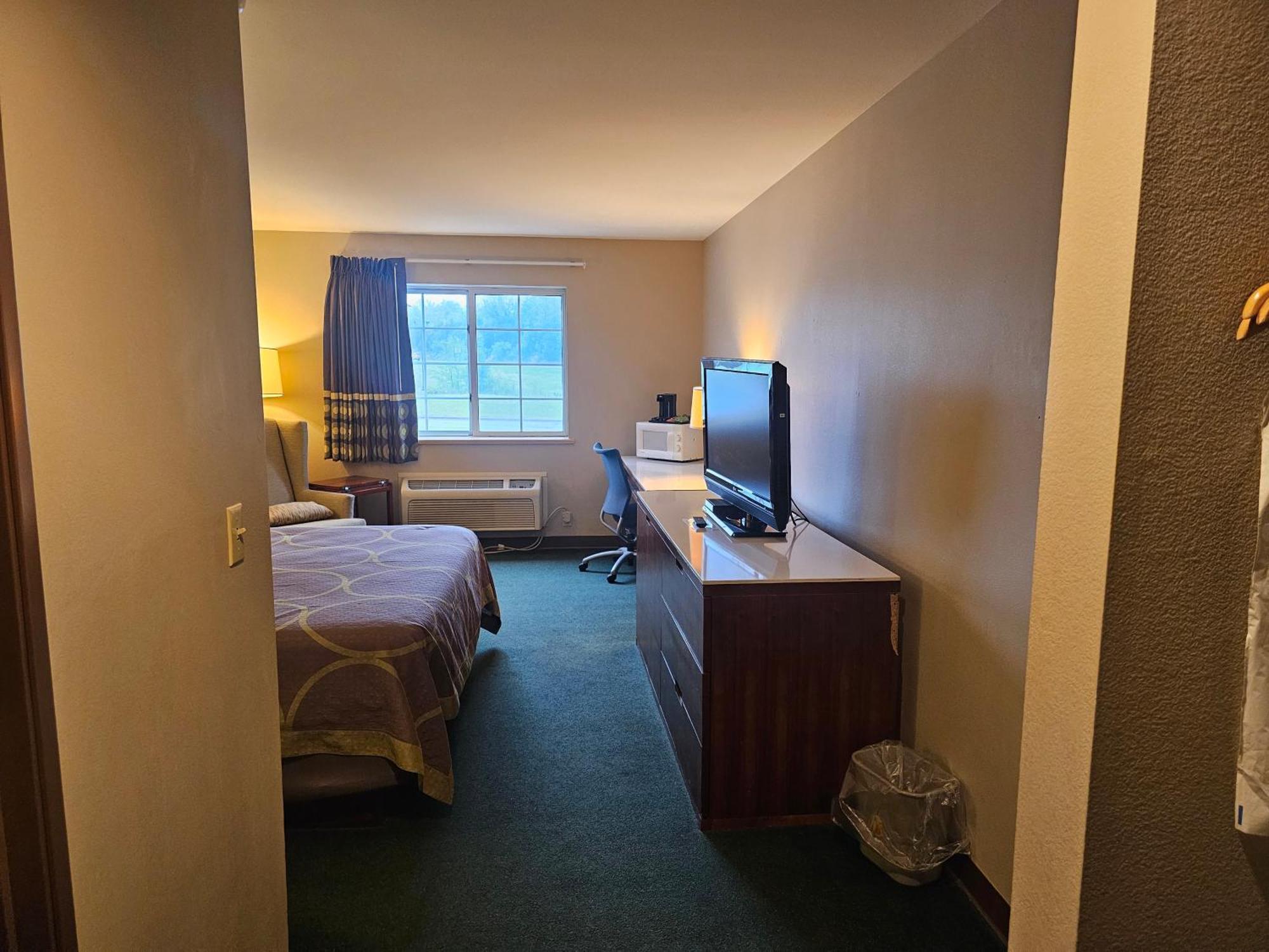Motel Super 8 By Wyndham Ava Exterior foto